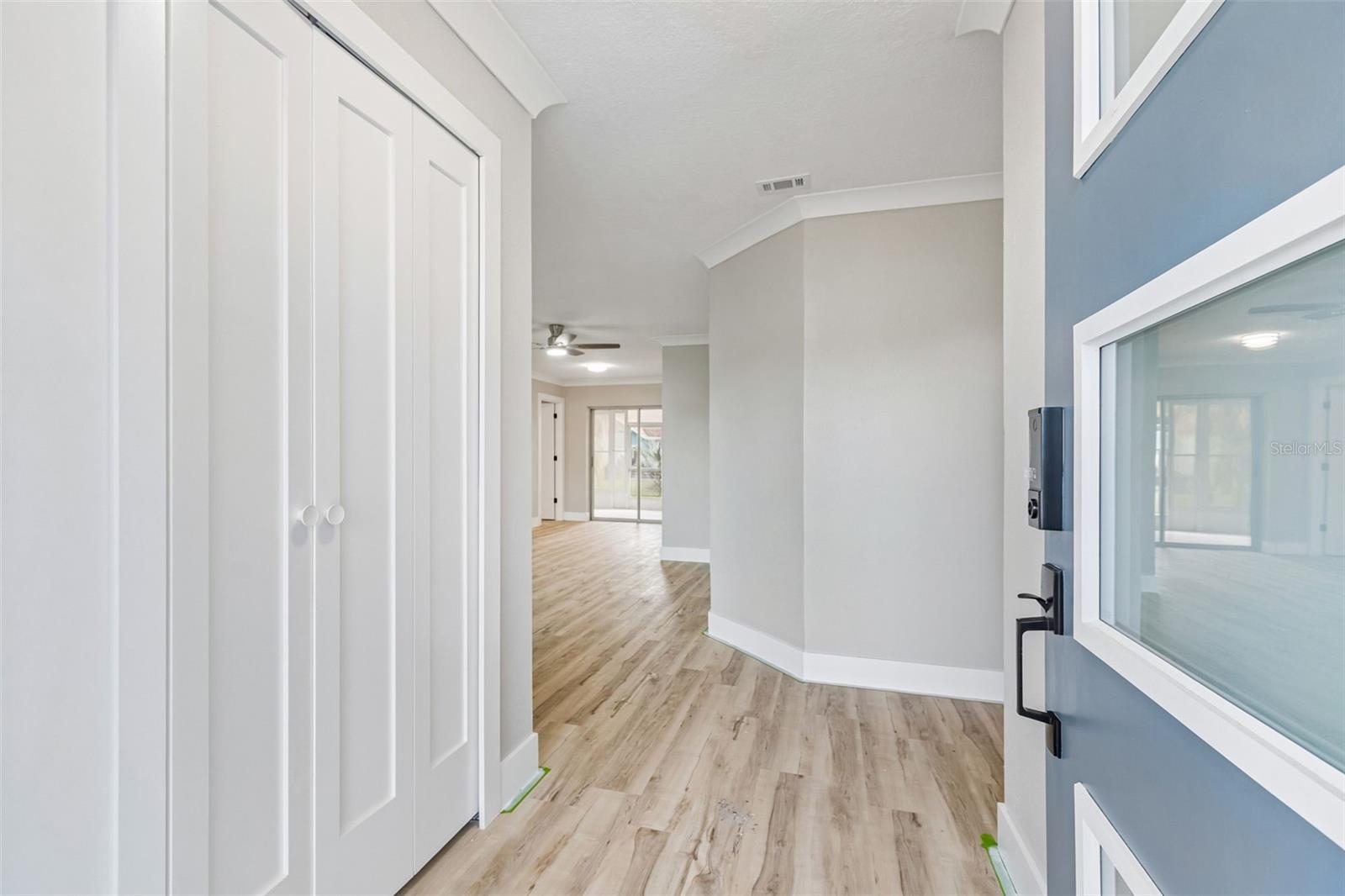 4559 Ingersol Pl Property Photo 6