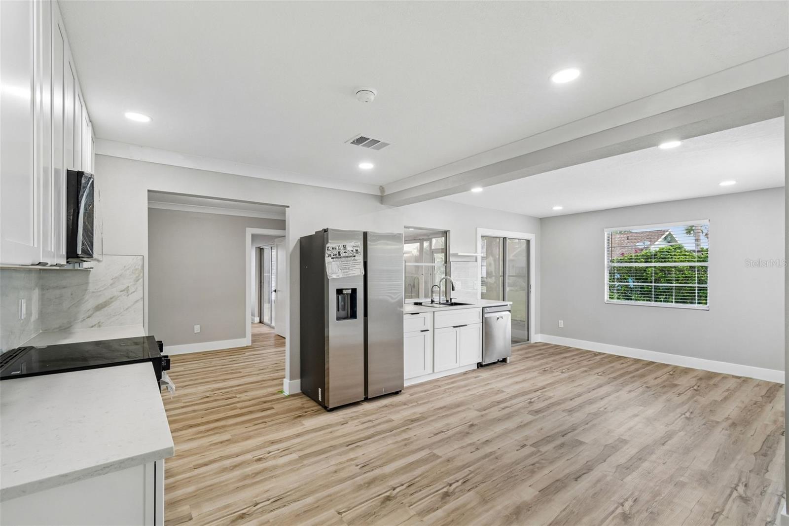 4559 Ingersol Pl Property Photo 14