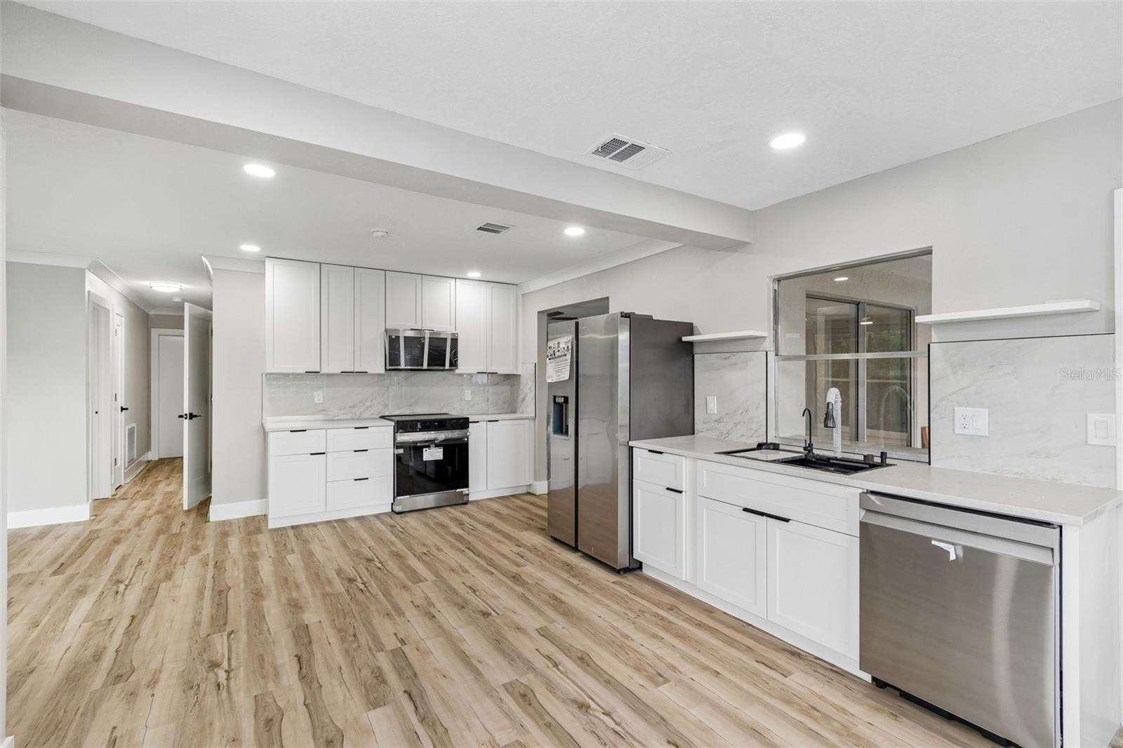 4559 Ingersol Pl Property Photo 15