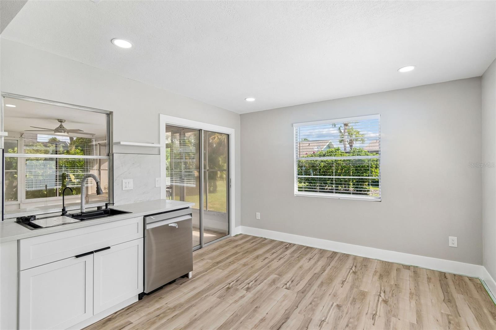 4559 Ingersol Pl Property Photo 18