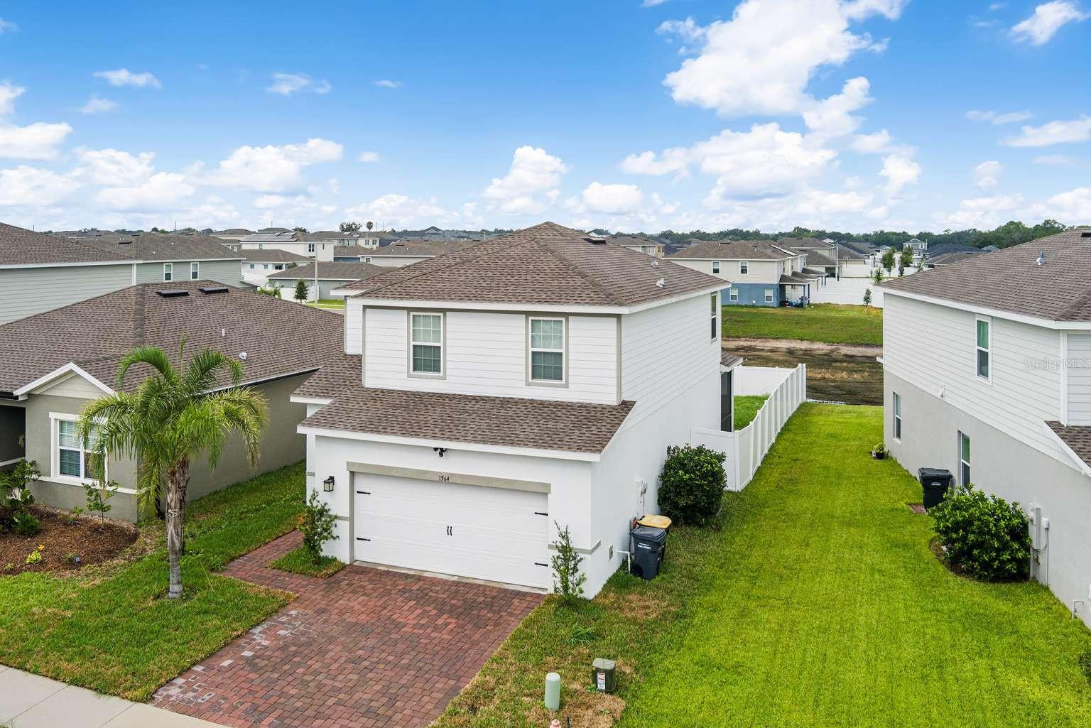 1564 Eucalyptus Way Property Photo 1