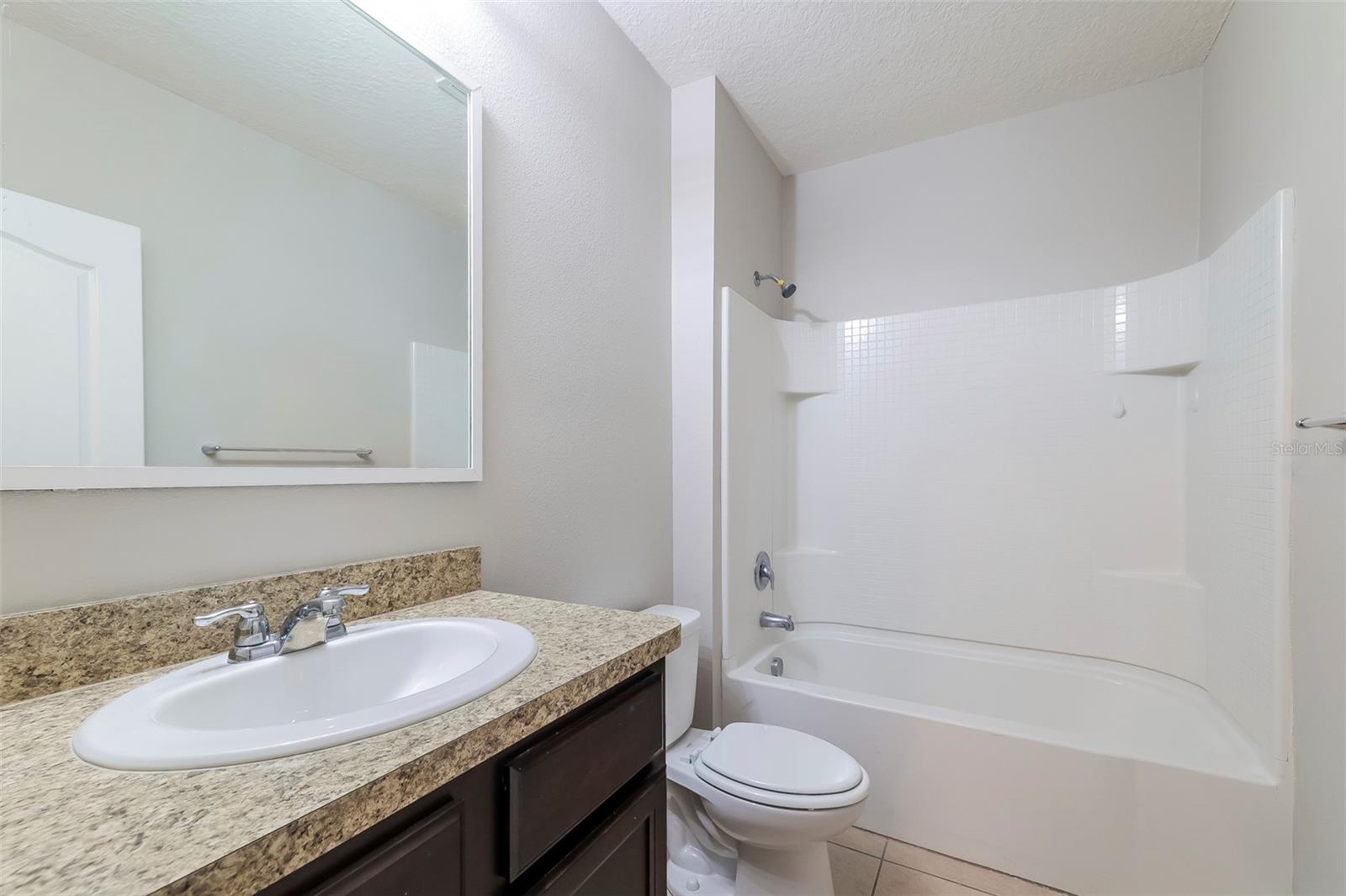 2330 Sequoia Way Property Photo 7