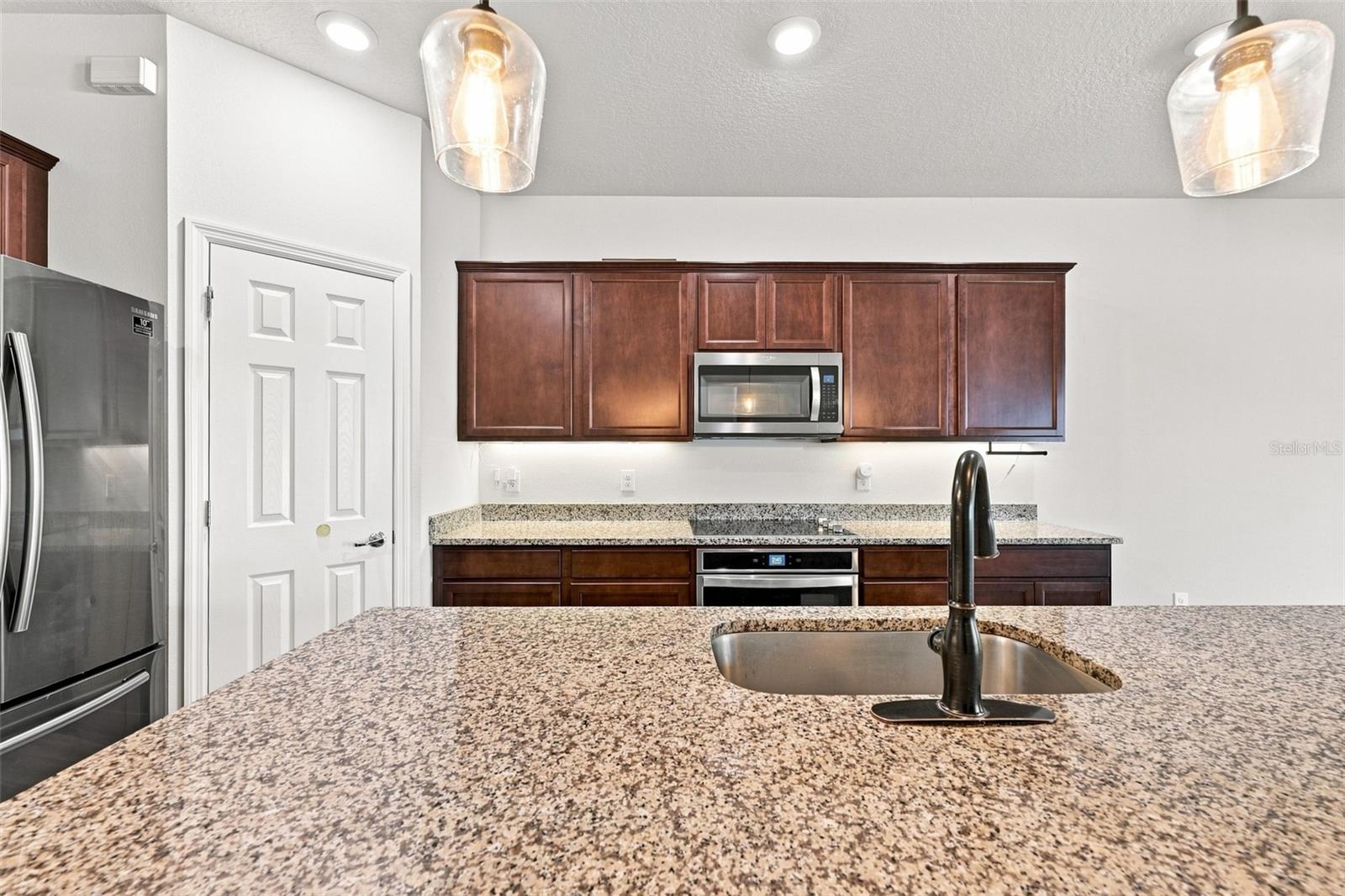 11716 Brighton Knoll Loop Property Photo 13