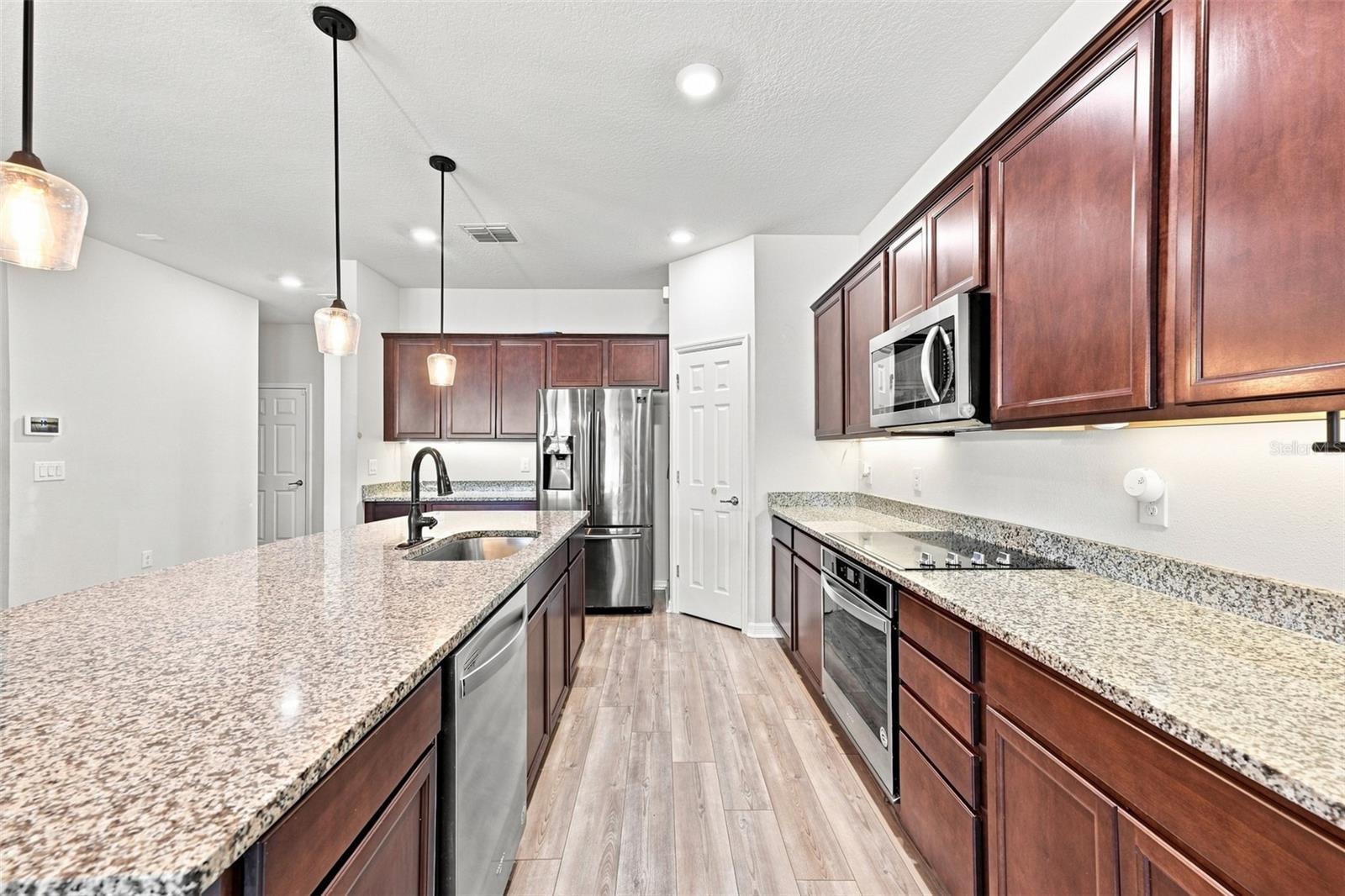 11716 Brighton Knoll Loop Property Photo 14