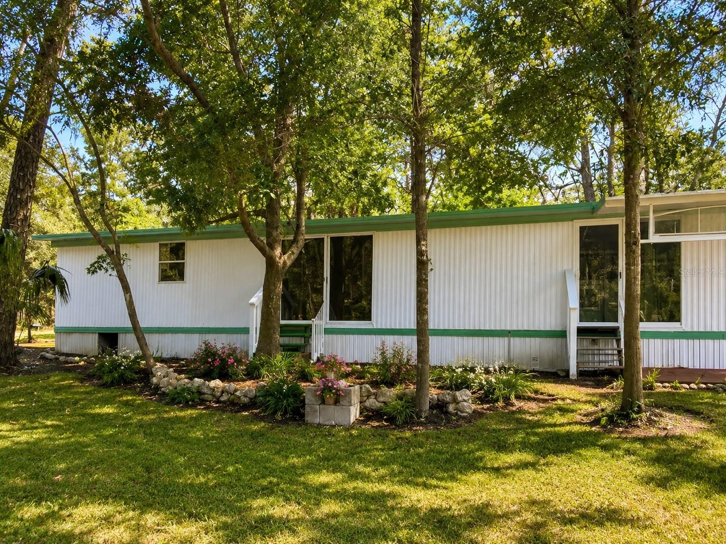 8010 W Morrow Ct Property Photo 4