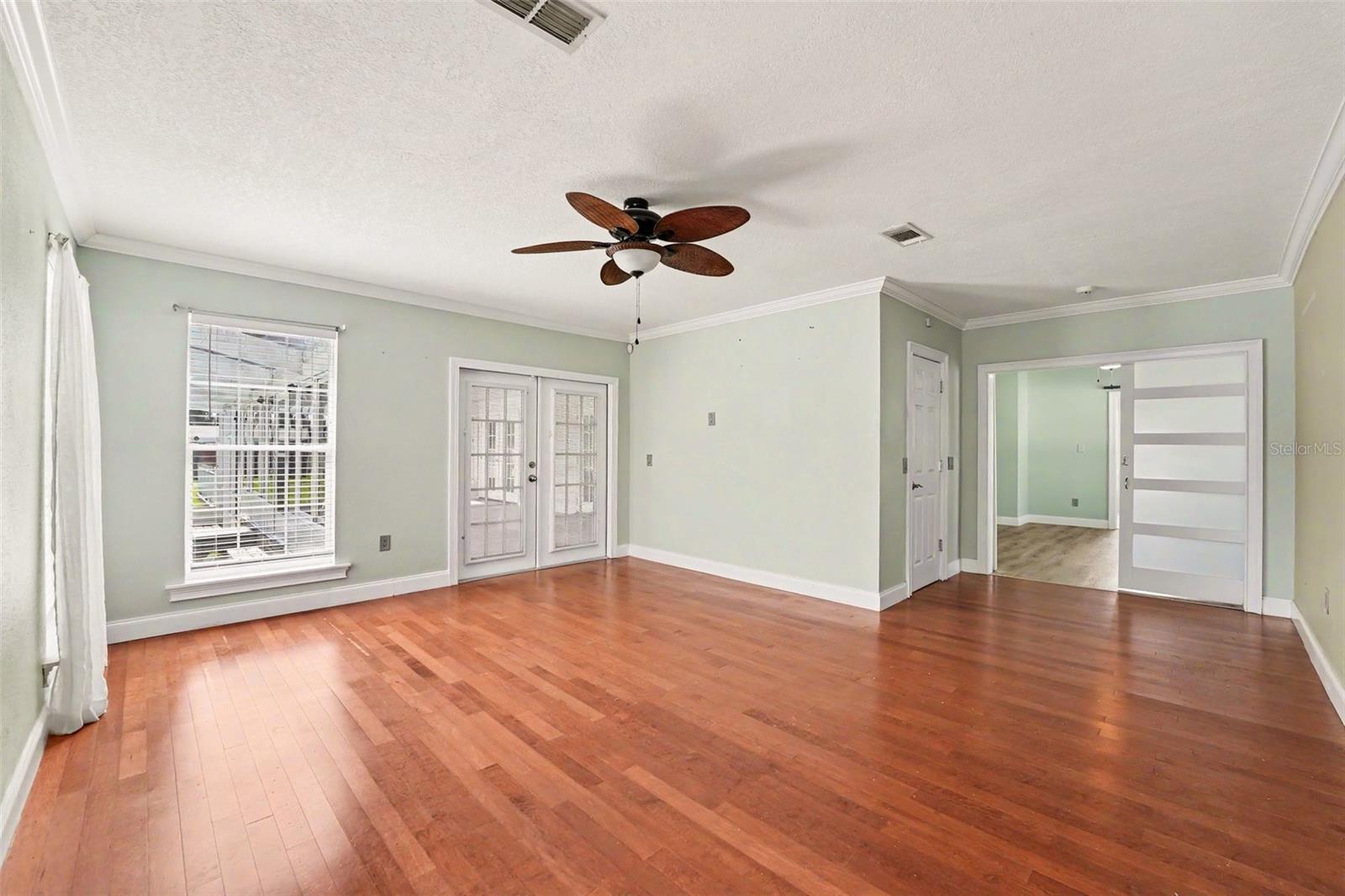 100 Sylvana Ct Property Photo 10