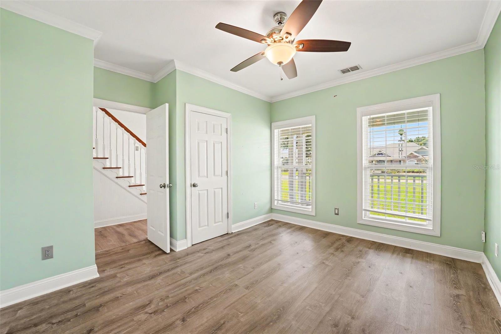 100 Sylvana Ct Property Photo 11