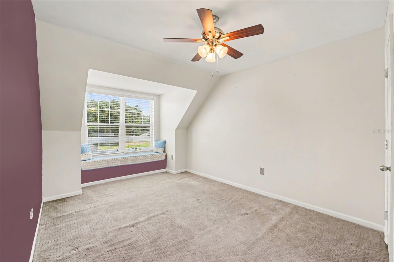 100 Sylvana Ct Property Photo 16