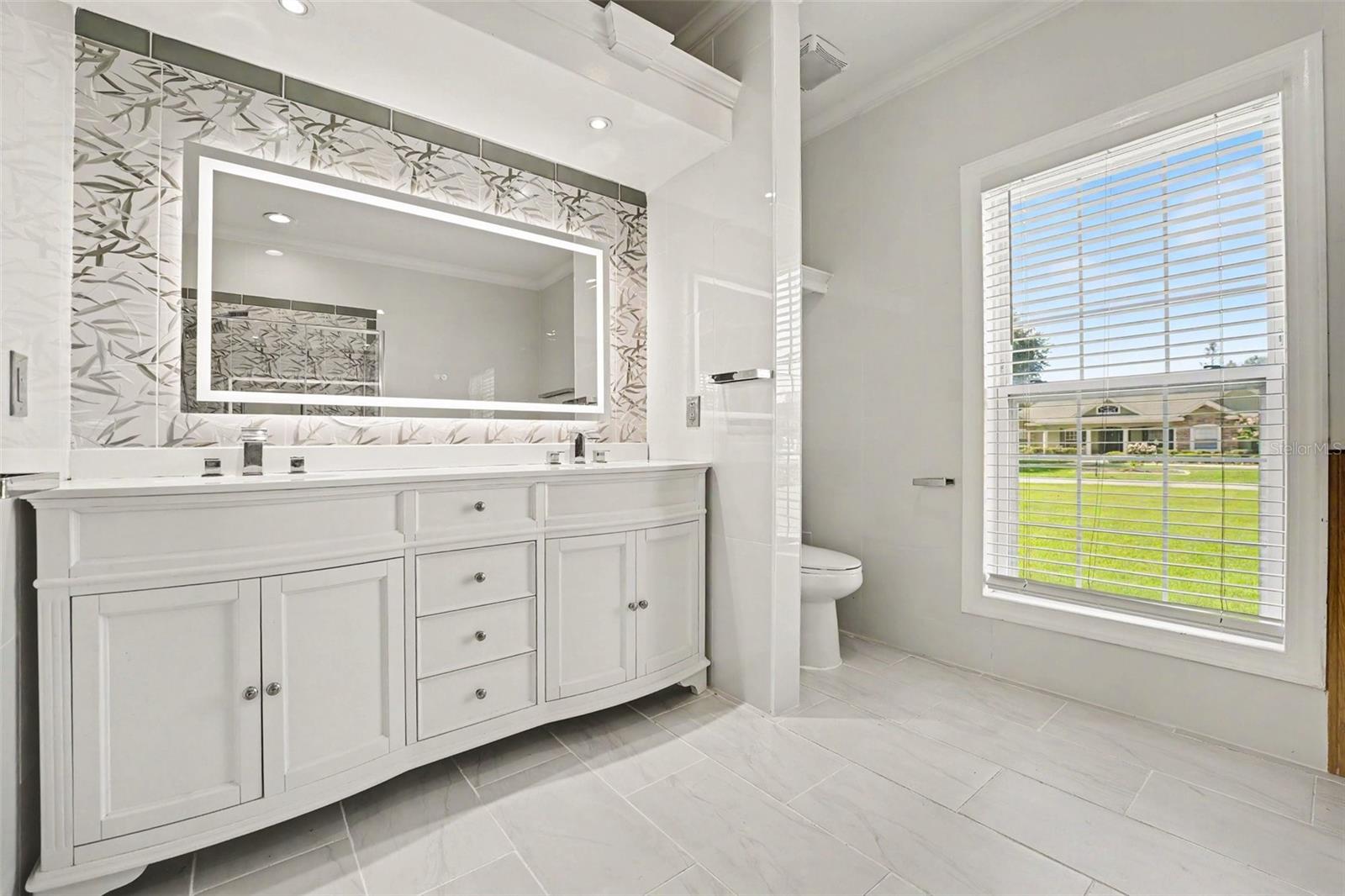 100 Sylvana Ct Property Photo 17
