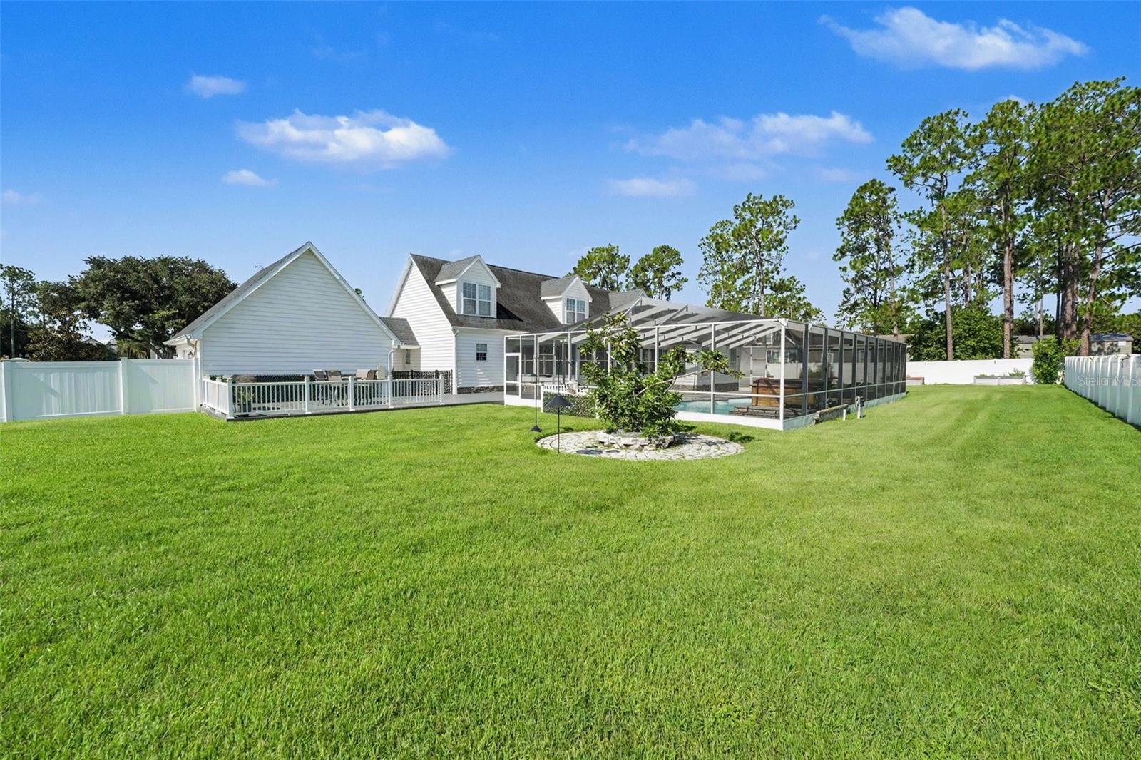 100 Sylvana Ct Property Photo 23