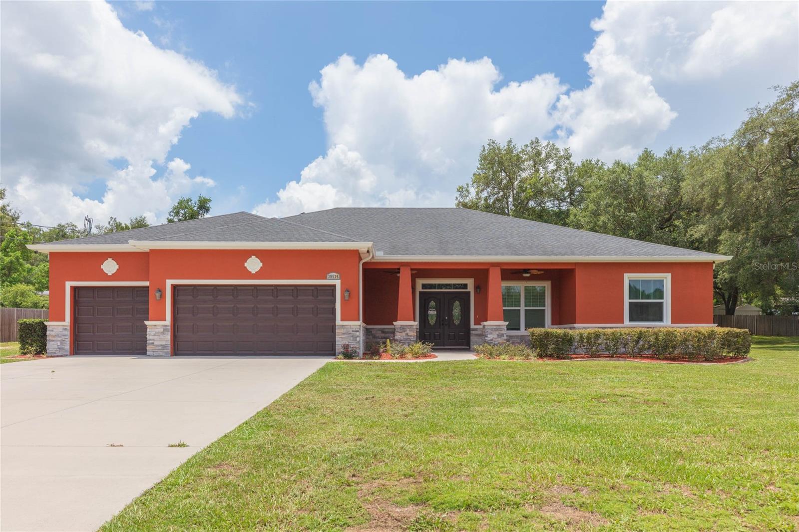39534 SUNBURST DR Property Photo 1