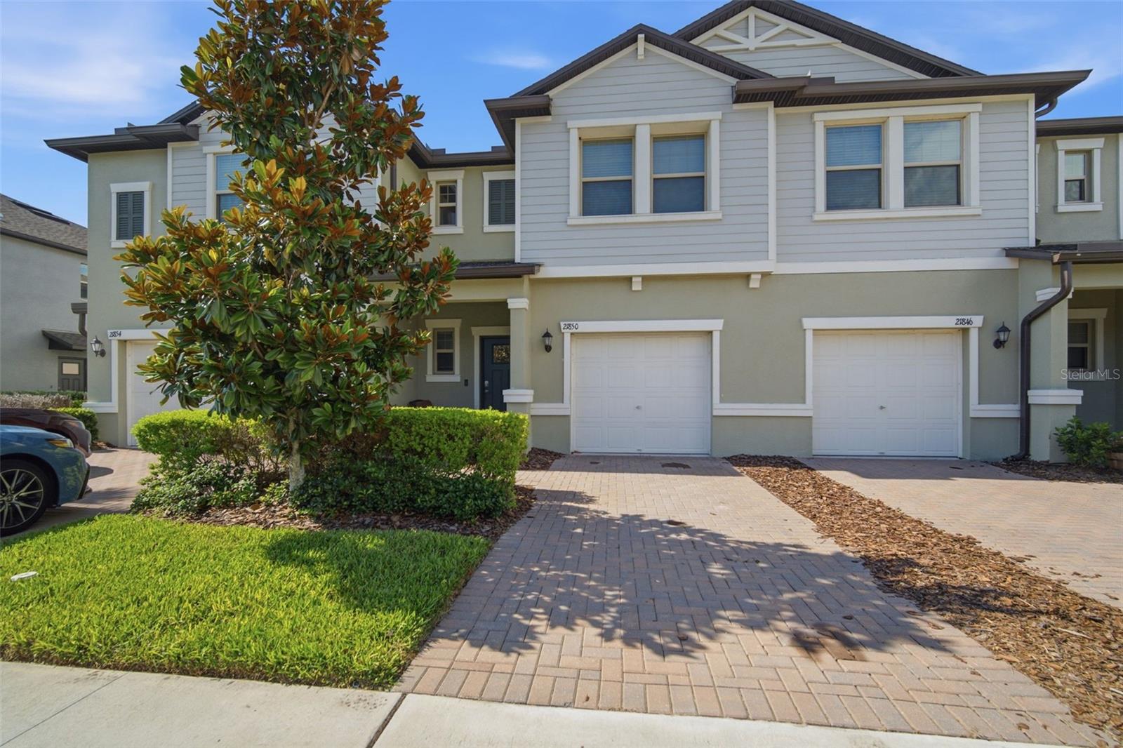 21850 Lyonia Ln Property Photo 1