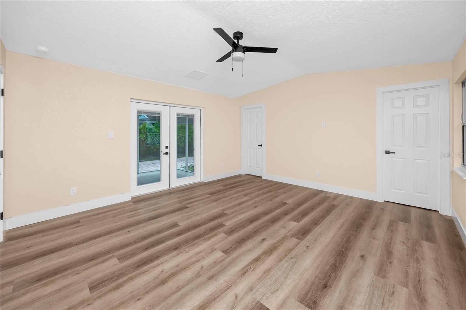 504 79th Ave Property Photo 20