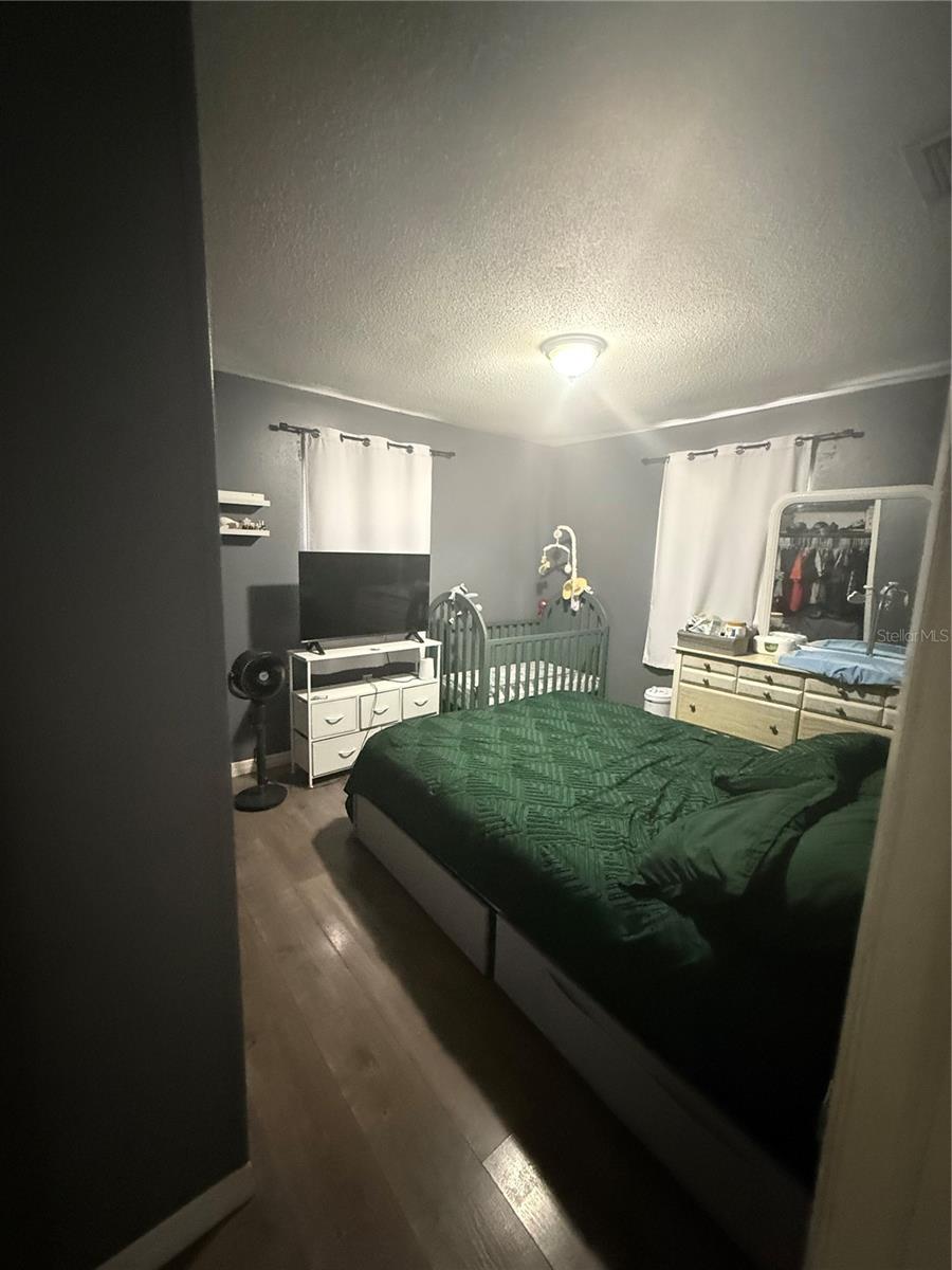 11129 Roberts Ln Property Photo 7