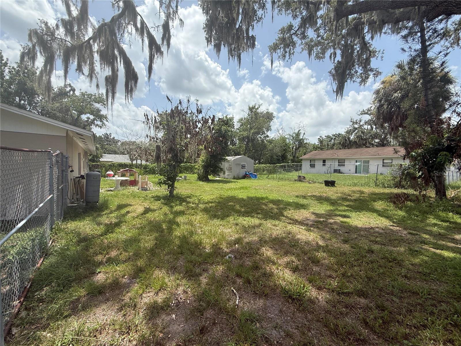 11129 Roberts Ln Property Photo 10