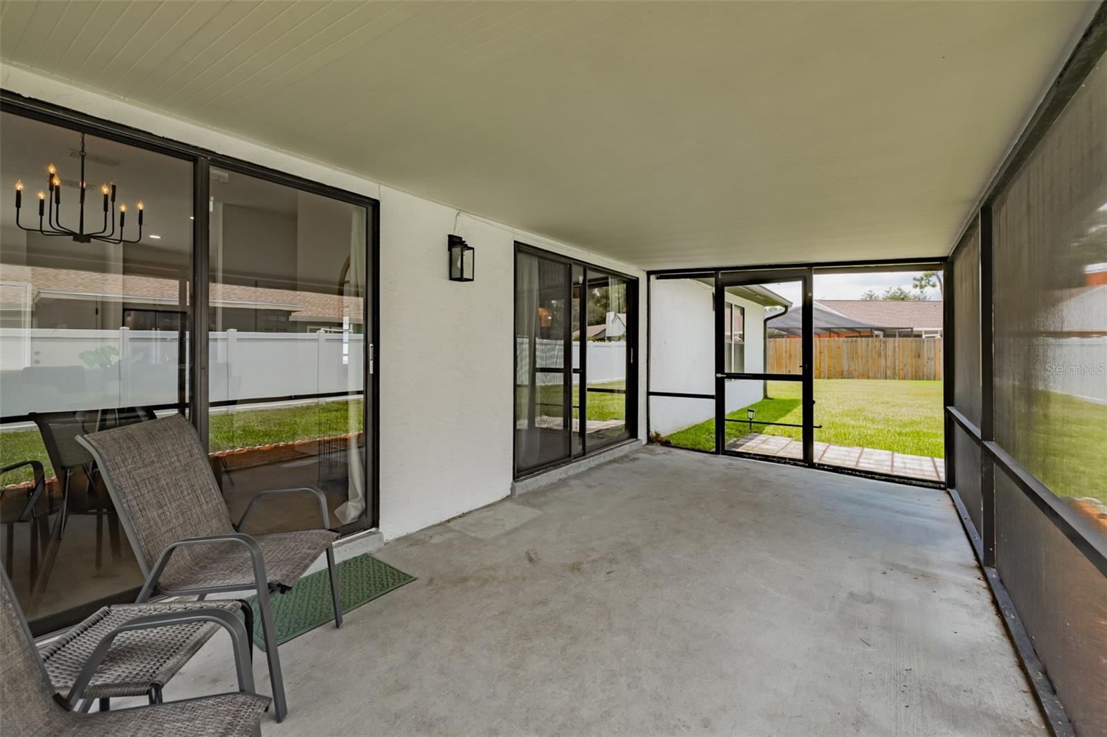 304 Scarlet Oak Ct Property Photo 35