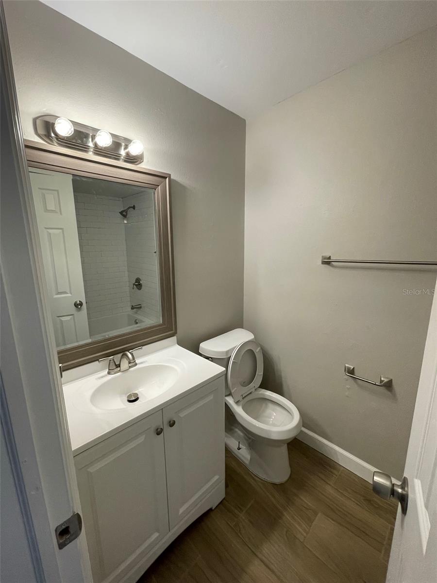511 Duchess Ct #1 Property Photo 7