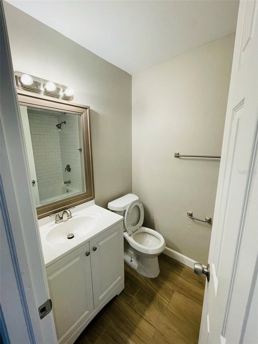 511 Duchess Ct #1 Property Photo 14