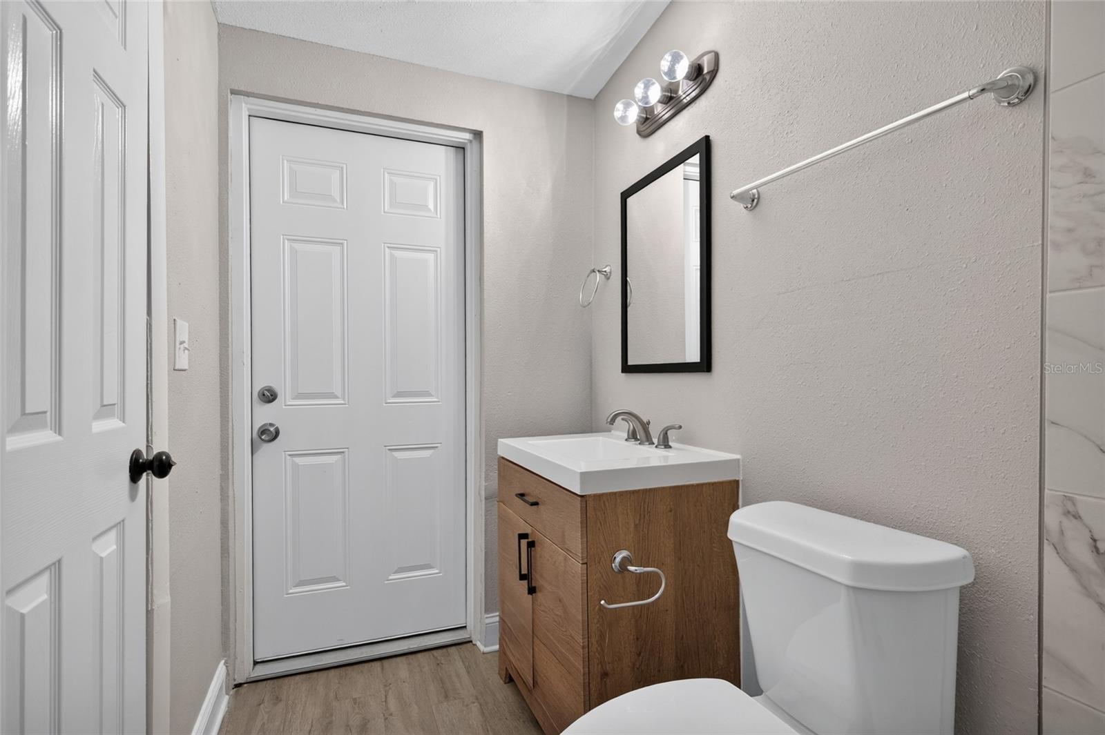 2390 29th St Nw Property Photo 18