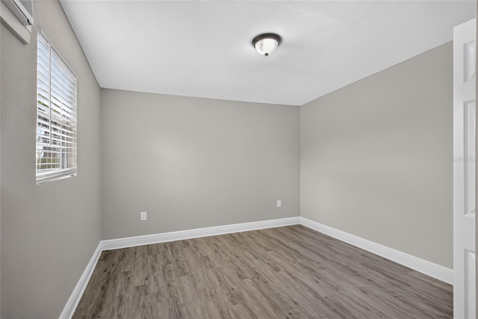 2390 29th St Nw Property Photo 22
