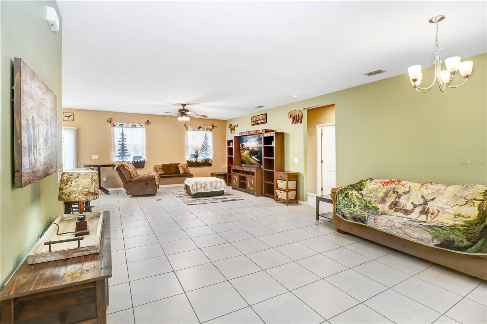 12152 Landfair St Property Photo 14