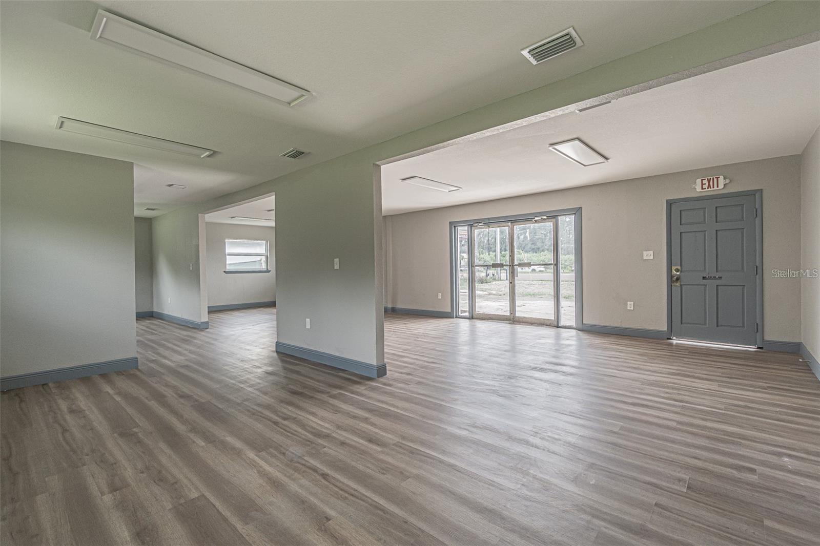 4623 Land O Lakes Blvd Property Photo 6