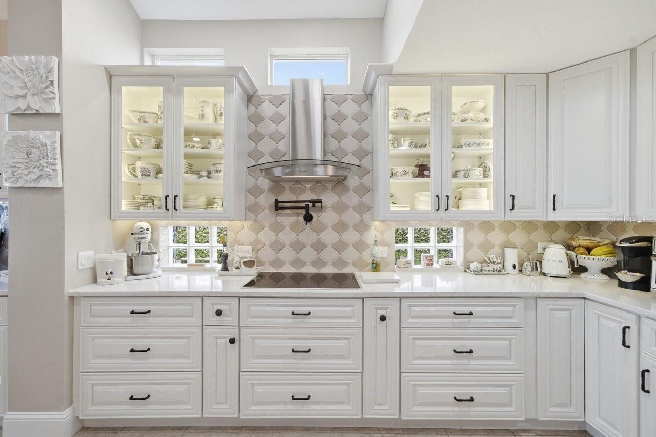 1110 3rd St E Property Photo 38