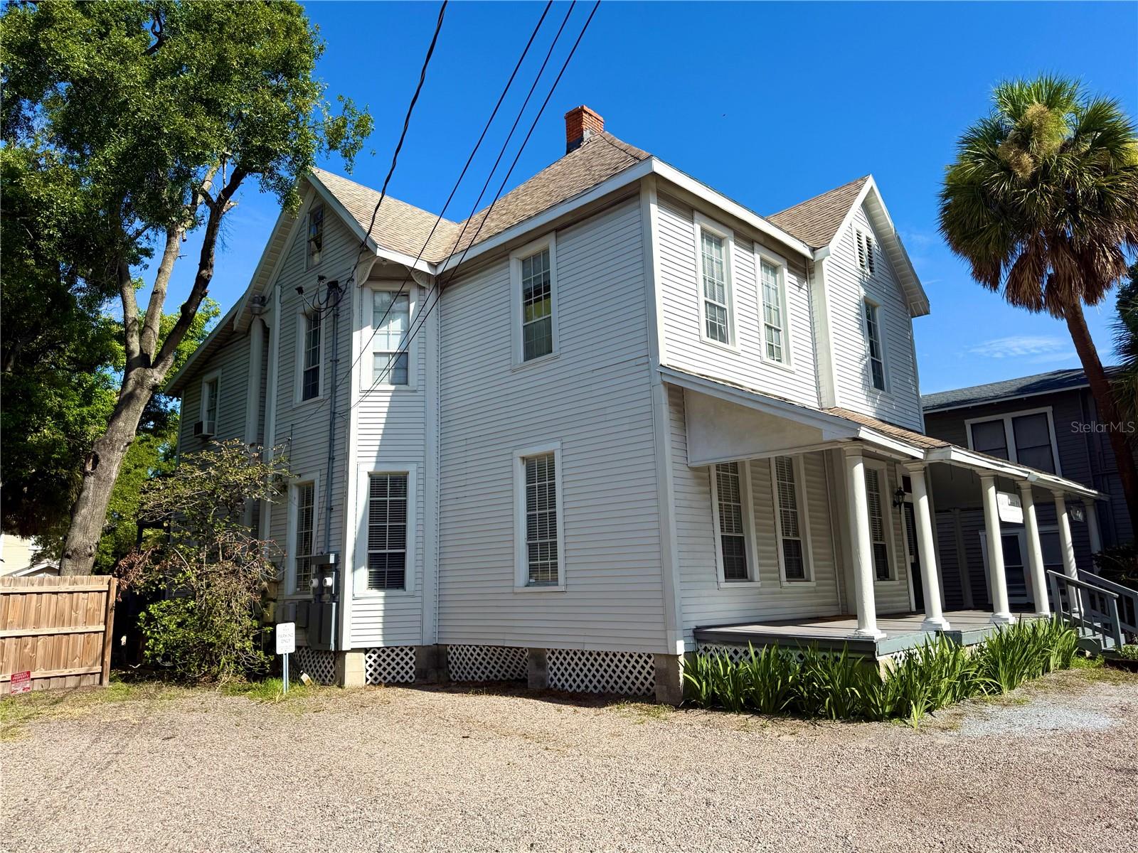 311 S Brevard Ave Property Photo 3