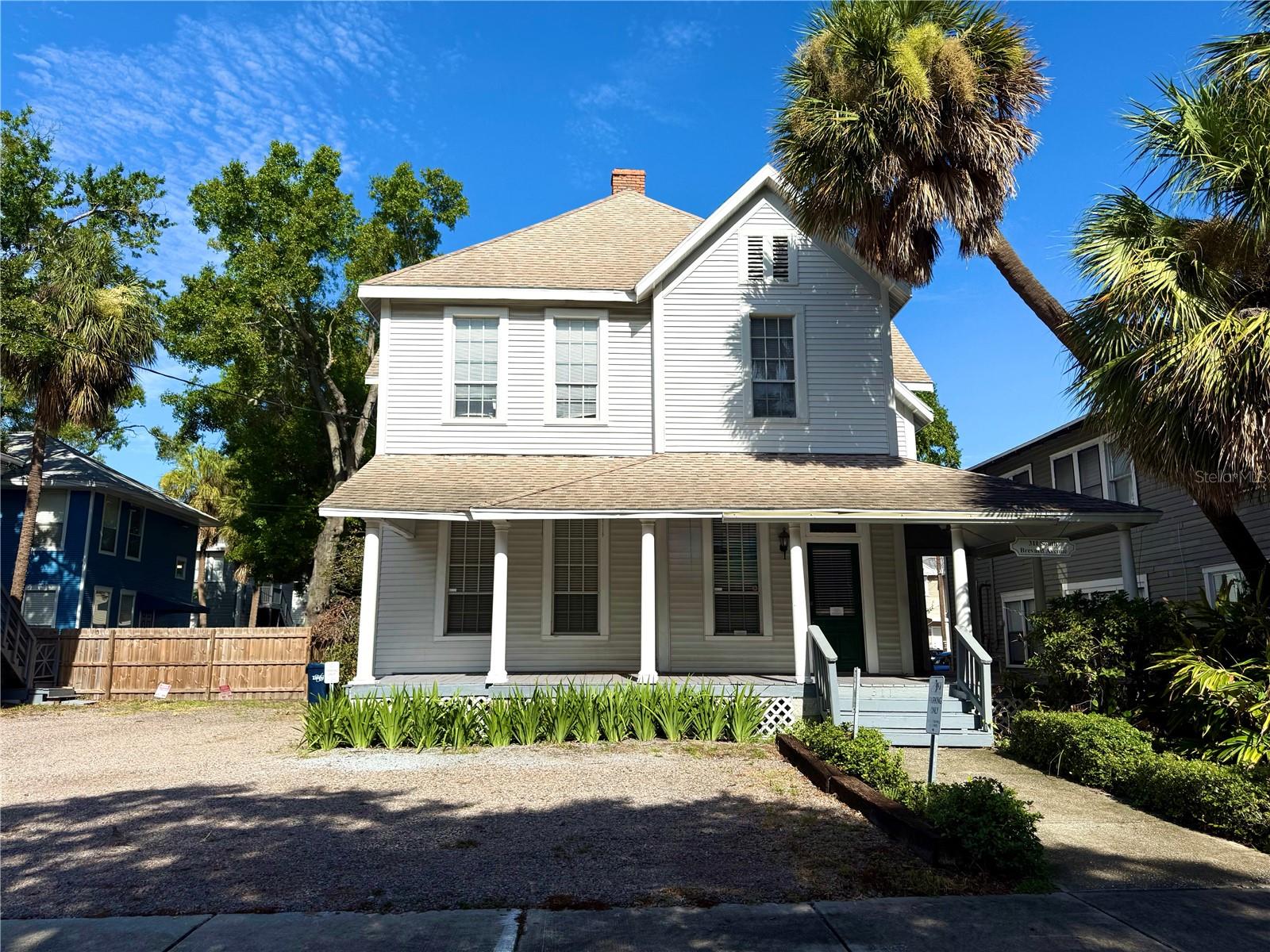 311 S Brevard Ave Property Photo 4