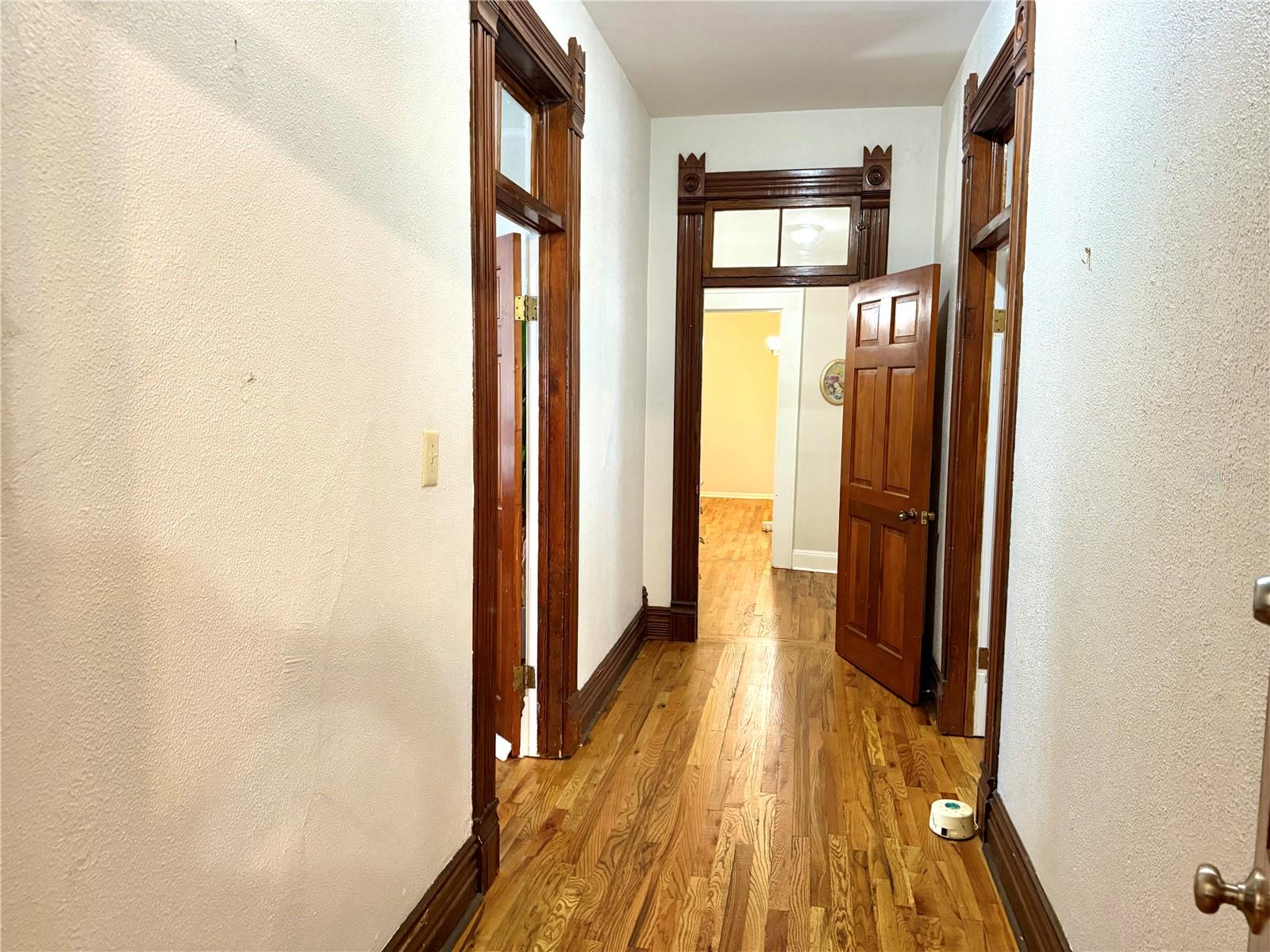 311 S Brevard Ave Property Photo 9