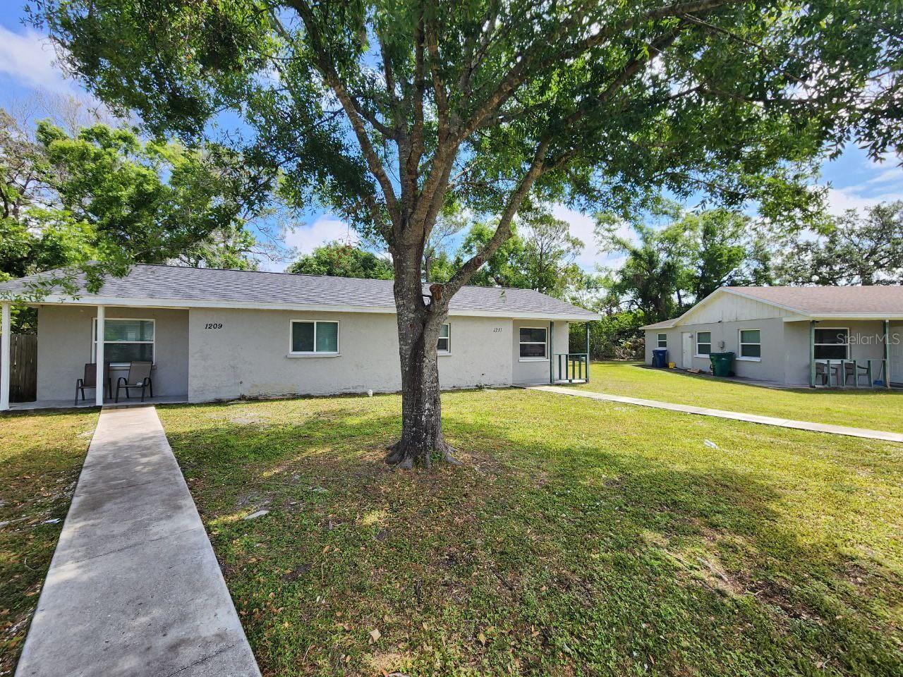 1209 62nd Ave E Property Photo 2