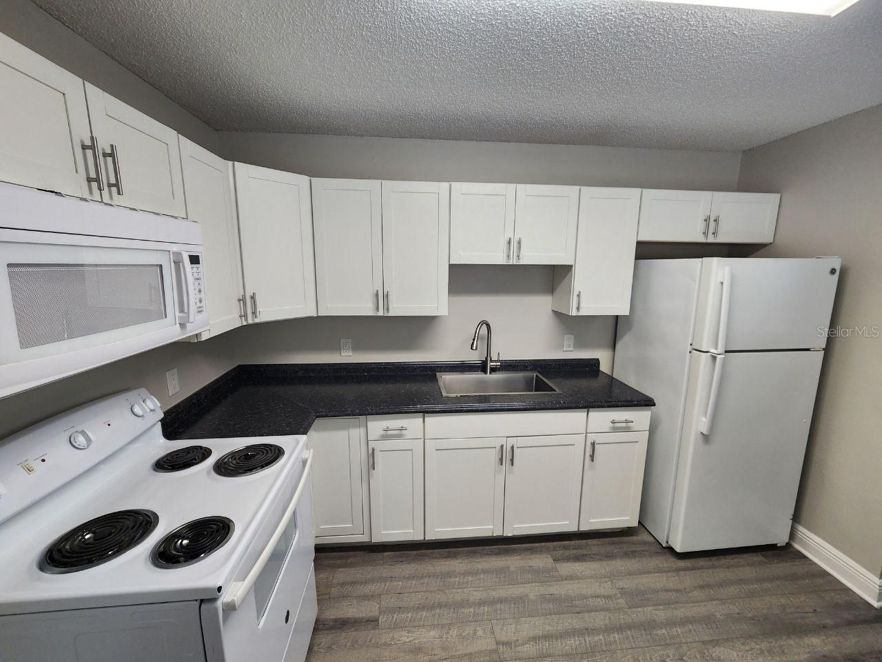 1209 62nd Ave E Property Photo 3