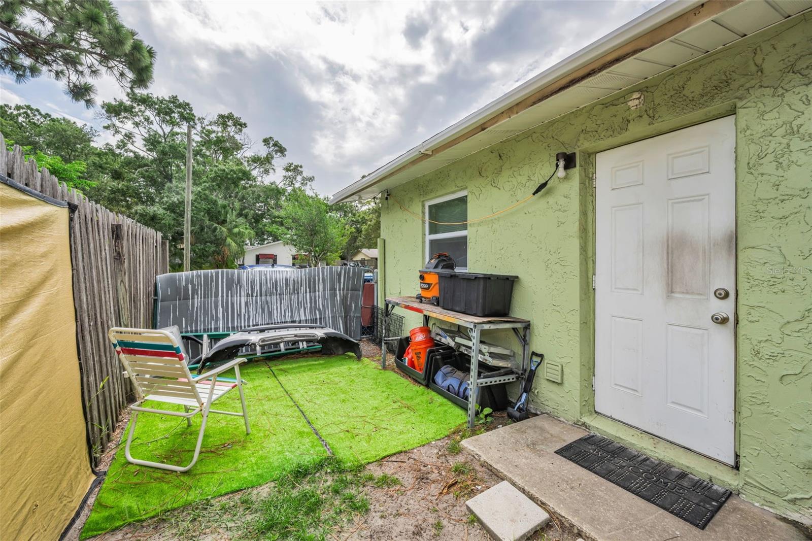 906/908 Lake Palms Dr Property Photo 35