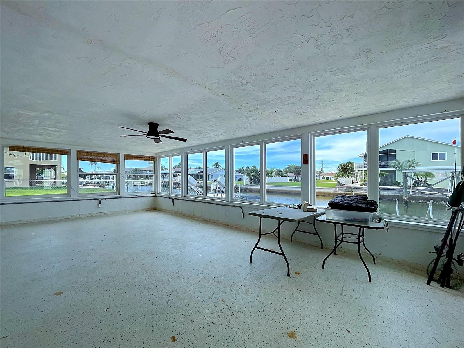 7401 Islander Ln Property Photo 11