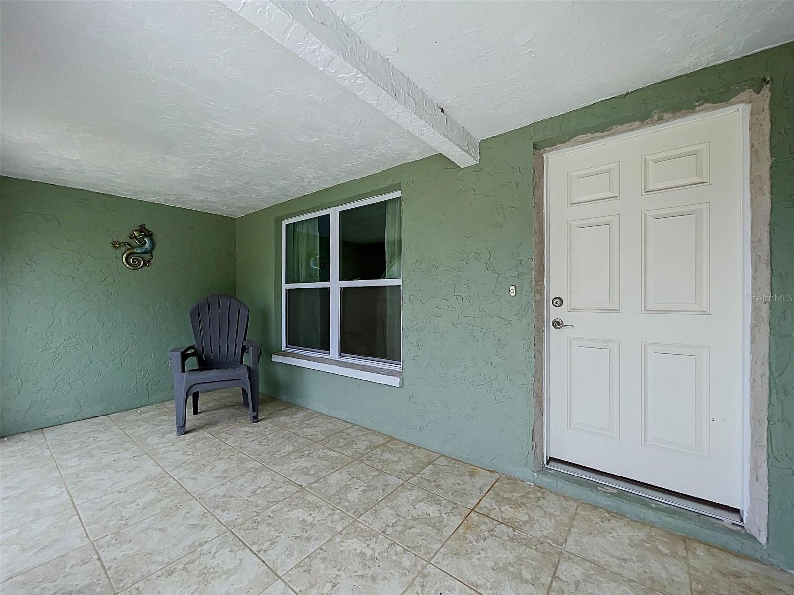 7401 Islander Ln Property Photo 17