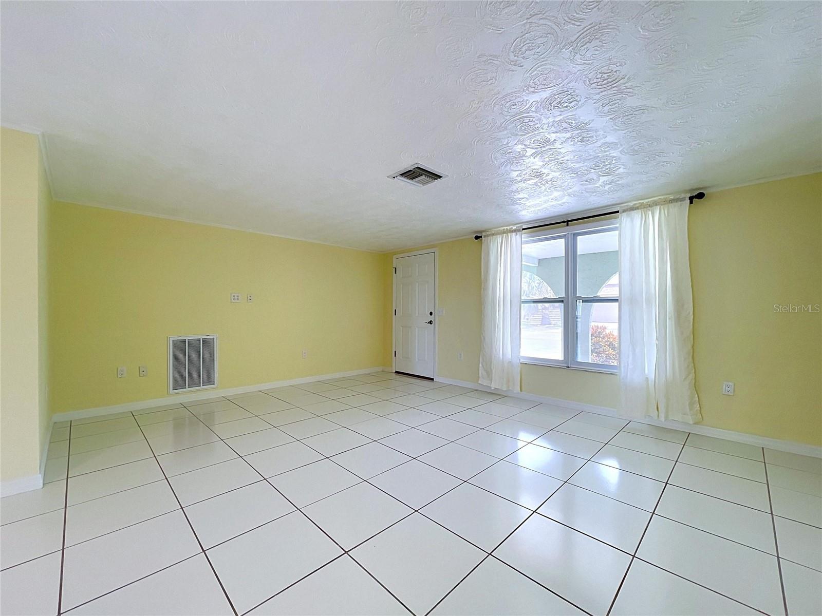 7401 Islander Ln Property Photo 23