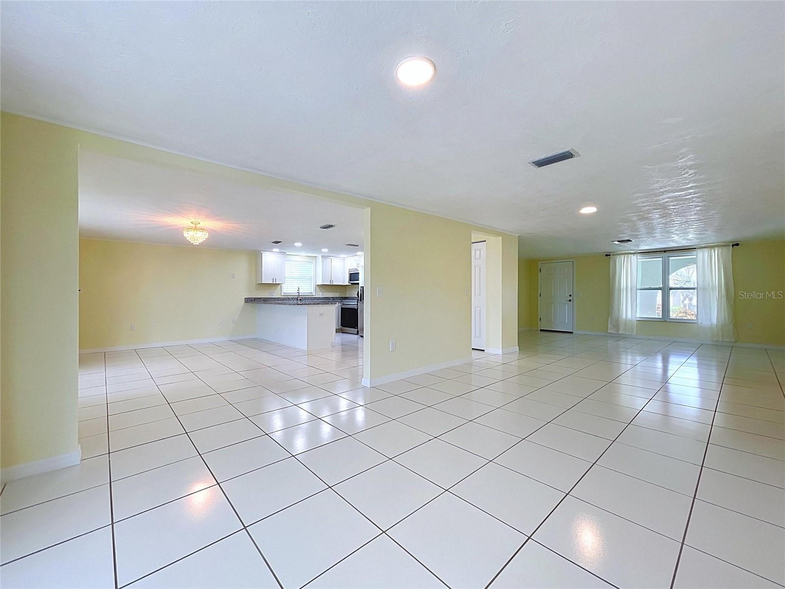 7401 Islander Ln Property Photo 27