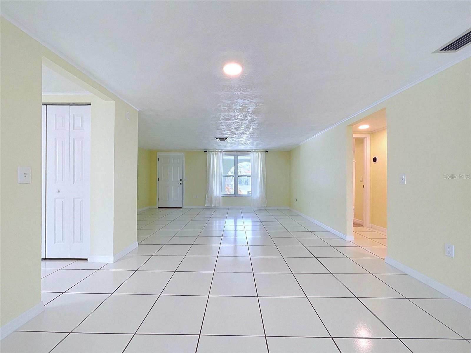 7401 Islander Ln Property Photo 32