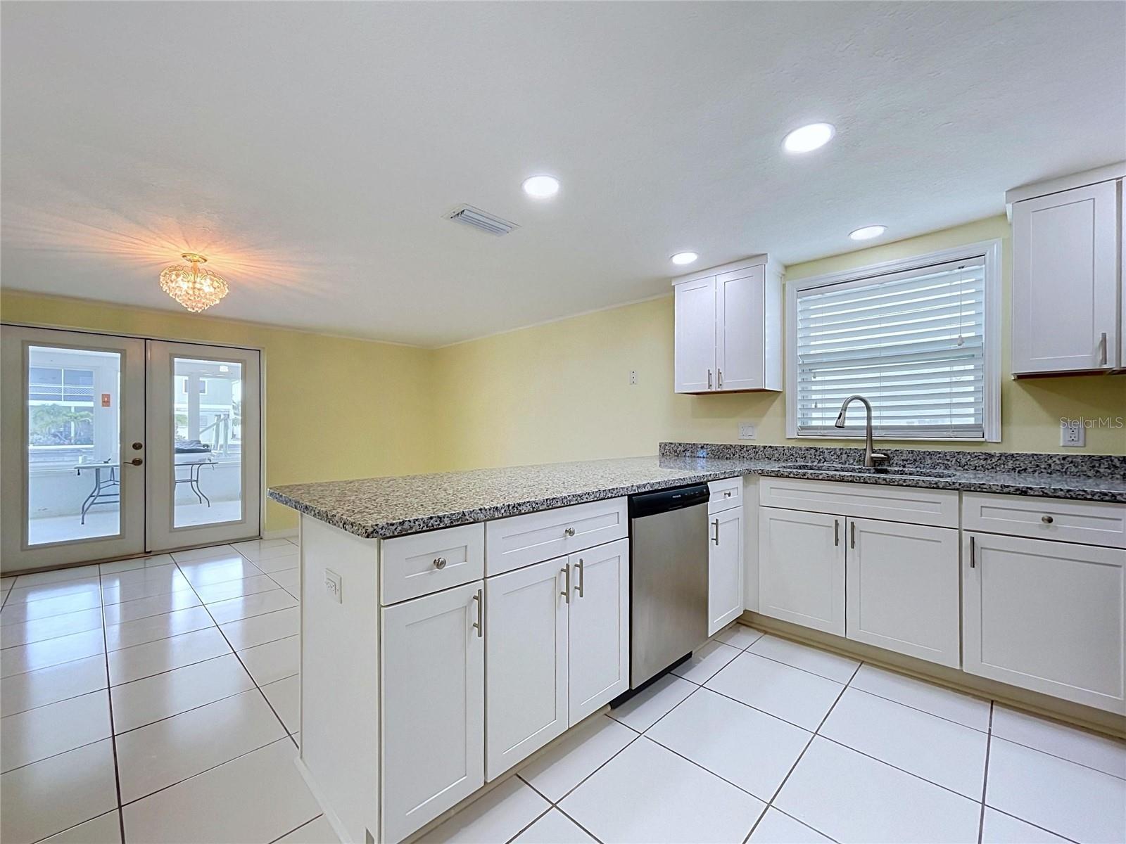 7401 Islander Ln Property Photo 35