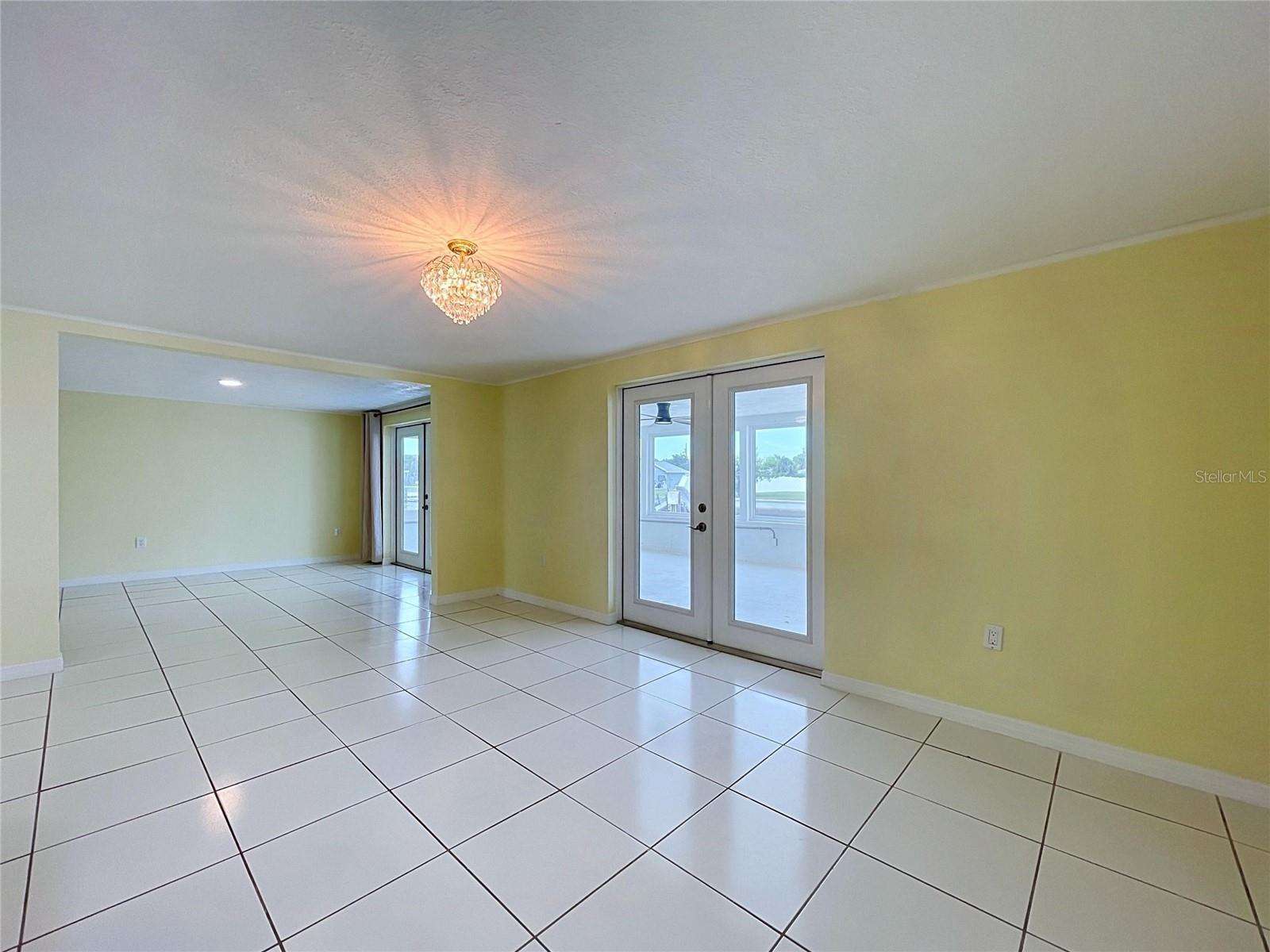 7401 Islander Ln Property Photo 44