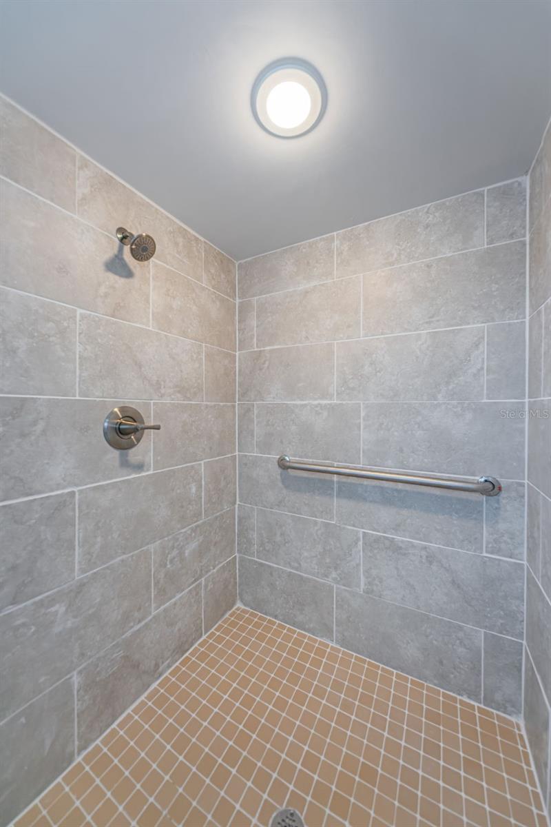 8419 125th Pl Property Photo 24