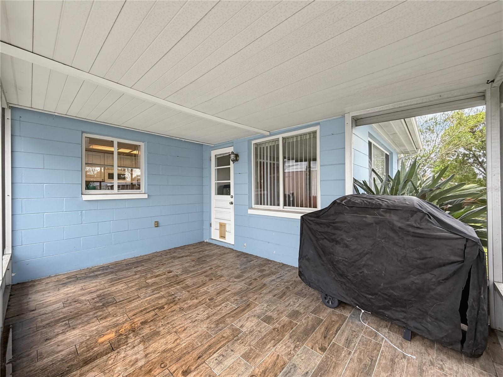2228 Society Dr Property Photo 20