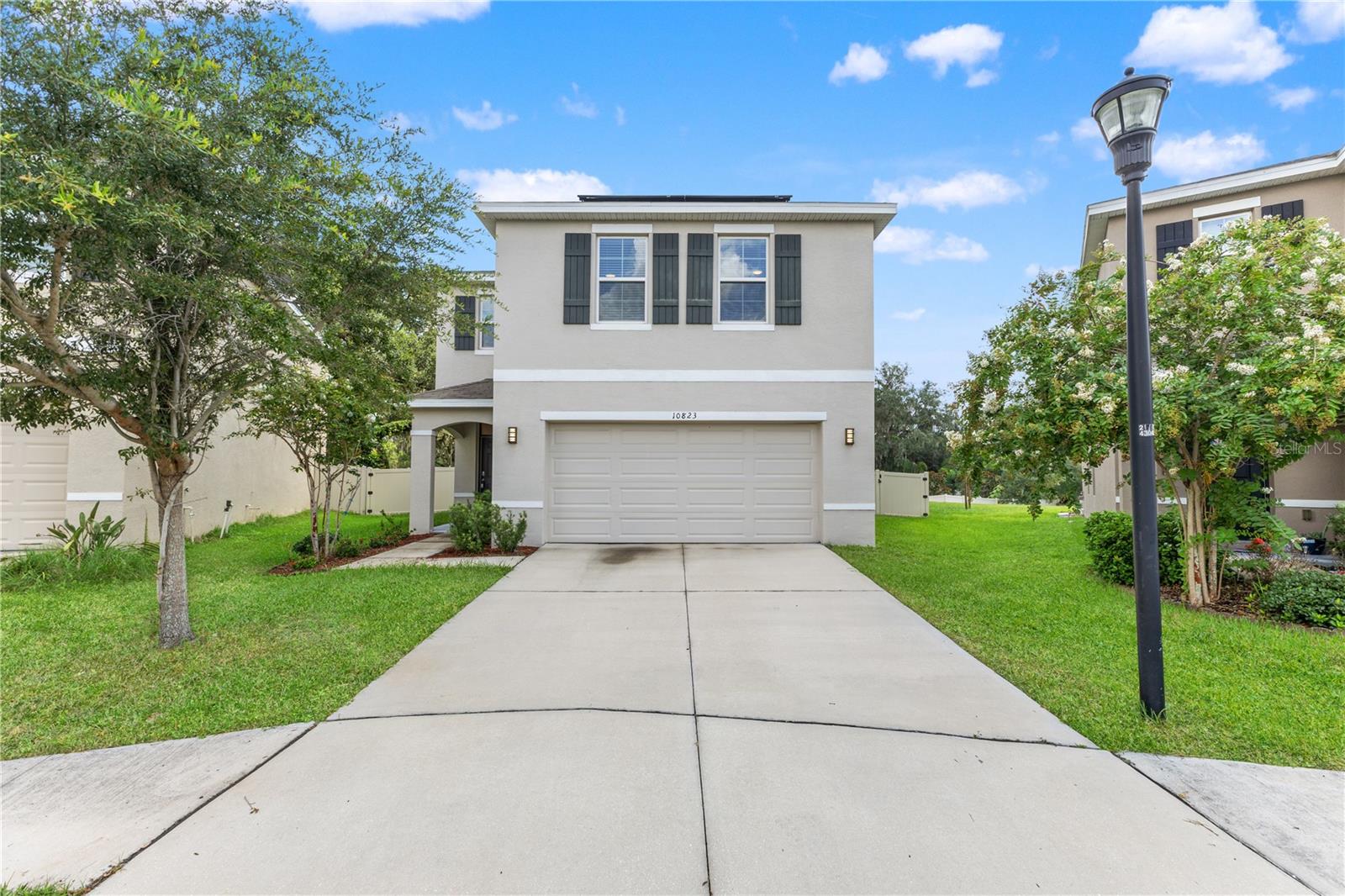 10823 Trailing Vine Dr Property Photo 1
