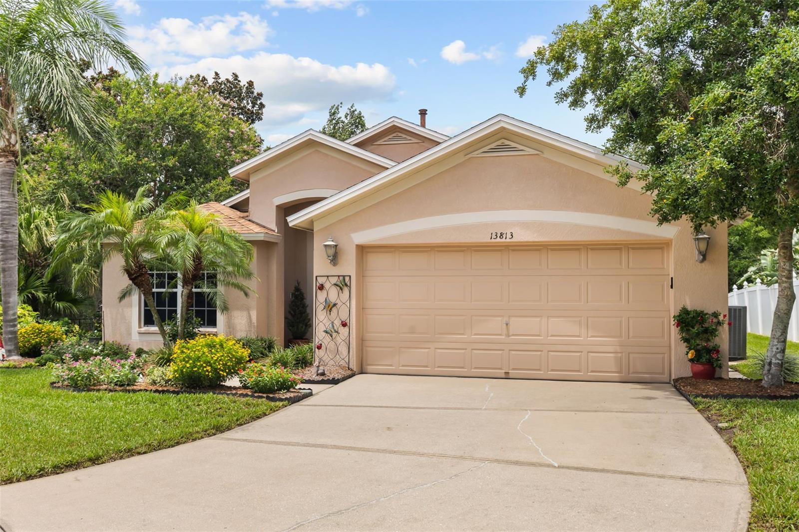 13813 SIGLER ST Property Photo 1