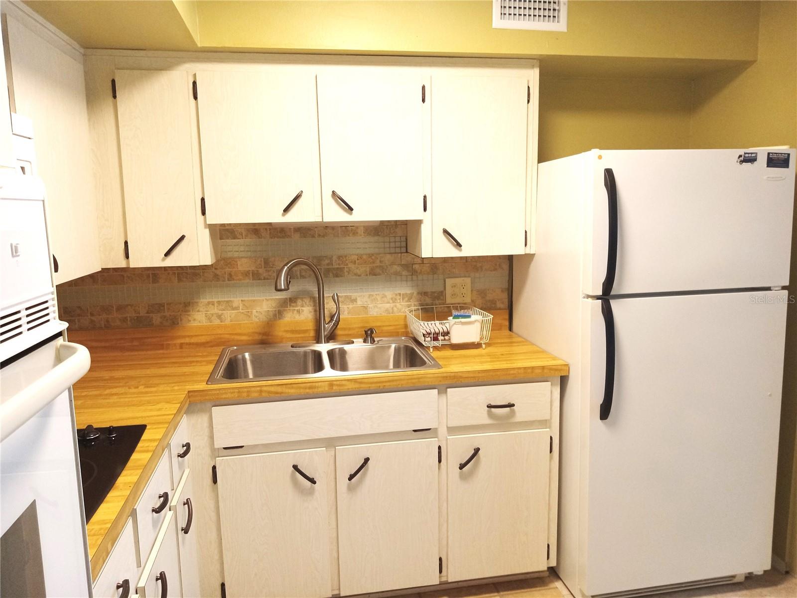 2430 Florentine Way #30 Property Photo 5