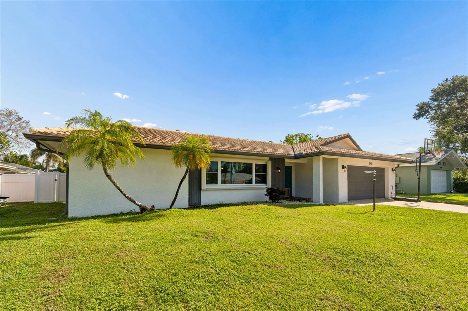 13901 88th Ter Property Photo 5