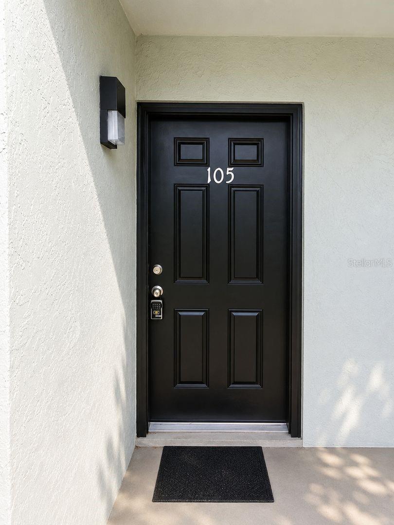2812 Somerset Park Dr #105 Property Photo 2