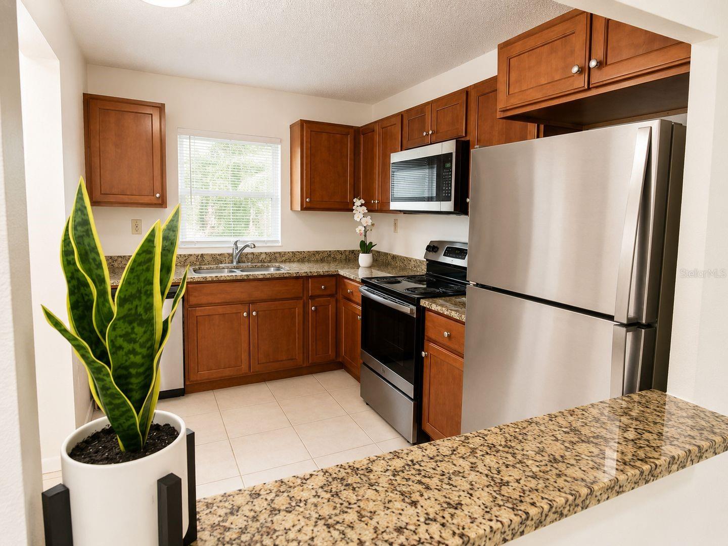 2812 Somerset Park Dr #105 Property Photo 5