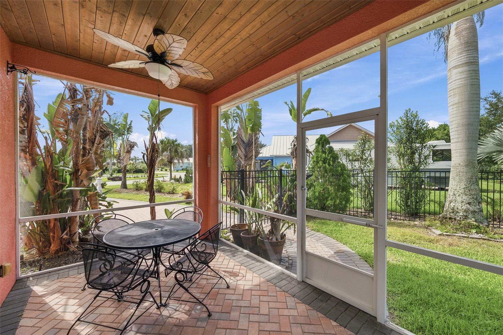 3210 Great Heron Loop Property Photo 2