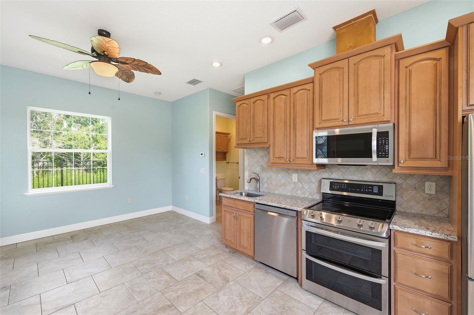 3210 Great Heron Loop Property Photo 14